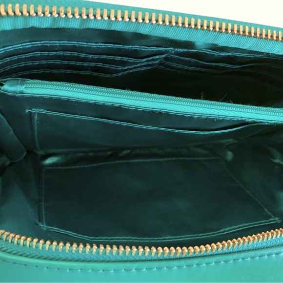 Joy & Iman, Leather Crossbody Bag - Picture 11 of 12